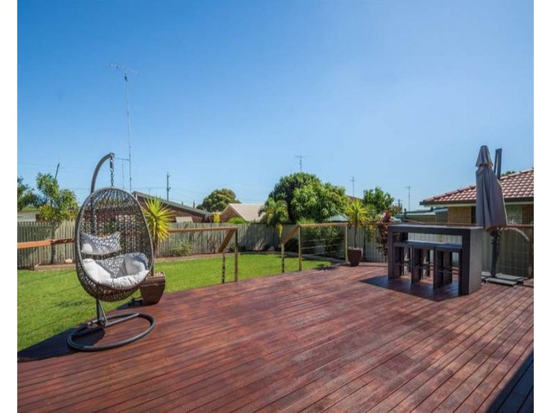 20 Hinkler Crescent, Wilsonton QLD 4350