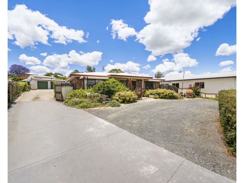 14 Belclaire Drive, Westbrook QLD 4350