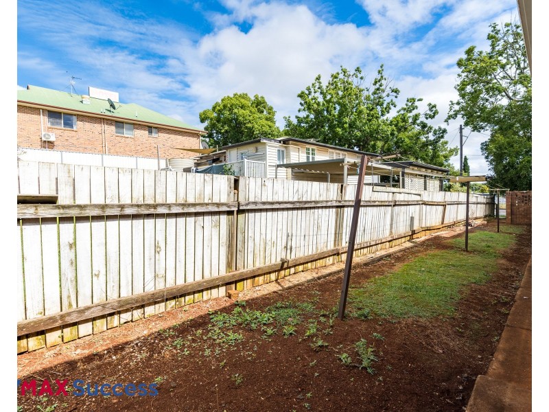 2/90A James Street, East Toowoomba QLD 4350