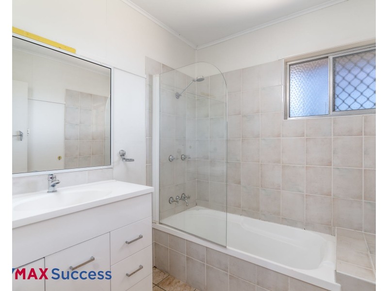 14 Cedar Street, East Toowoomba QLD 4350