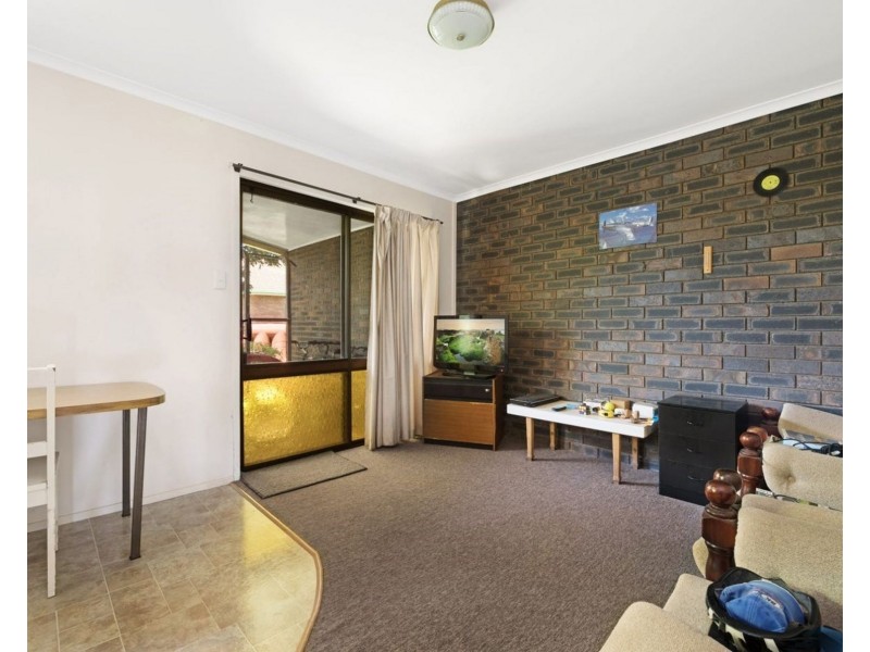 1-3/2 Cullen Court, Rockville QLD 4350