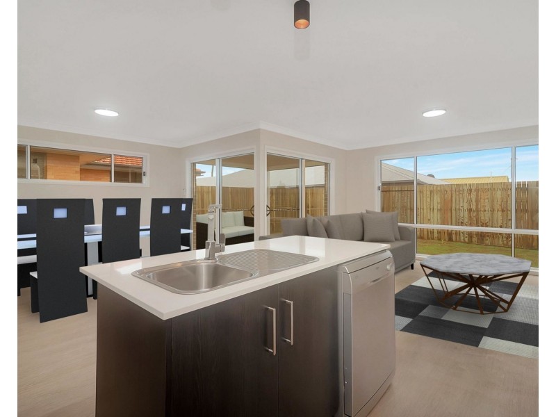 1/1A Lendrum Street, Newtown QLD 4350