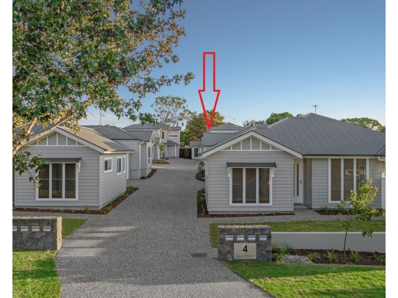 8/4 Denis Street, South Toowoomba QLD 4350