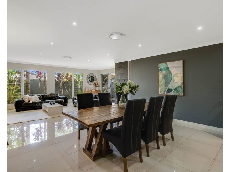 5 Argus Court, Middle Ridge QLD 4350