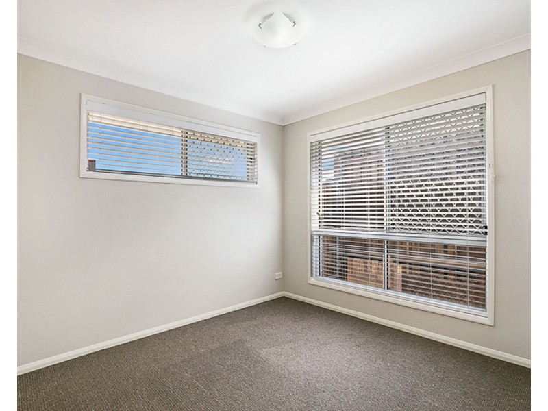 4/10 Furness Court, Kearneys Spring QLD 4350