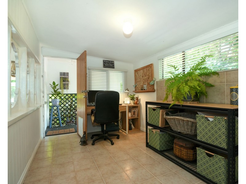 192 South Street, Centenary Heights QLD 4350