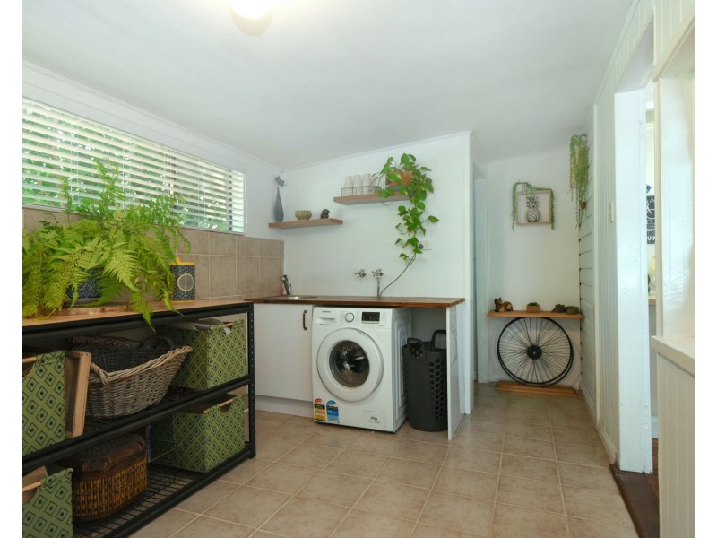 192 South Street, Centenary Heights QLD 4350