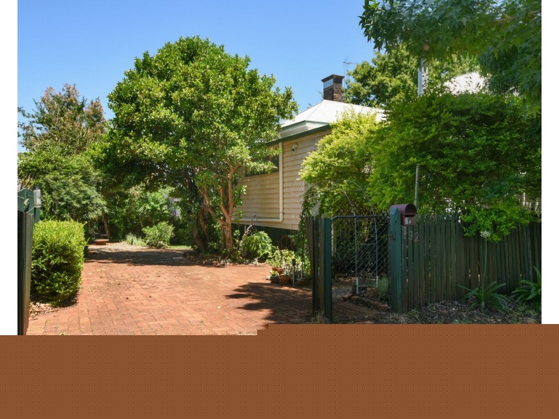 192 South Street, Centenary Heights QLD 4350