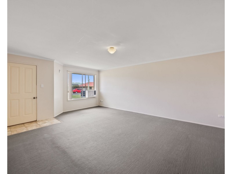 7 Todd Court, Kearneys Spring QLD 4350