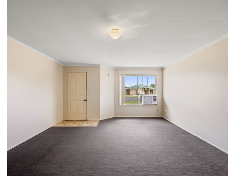 7 Todd Court, Kearneys Spring QLD 4350