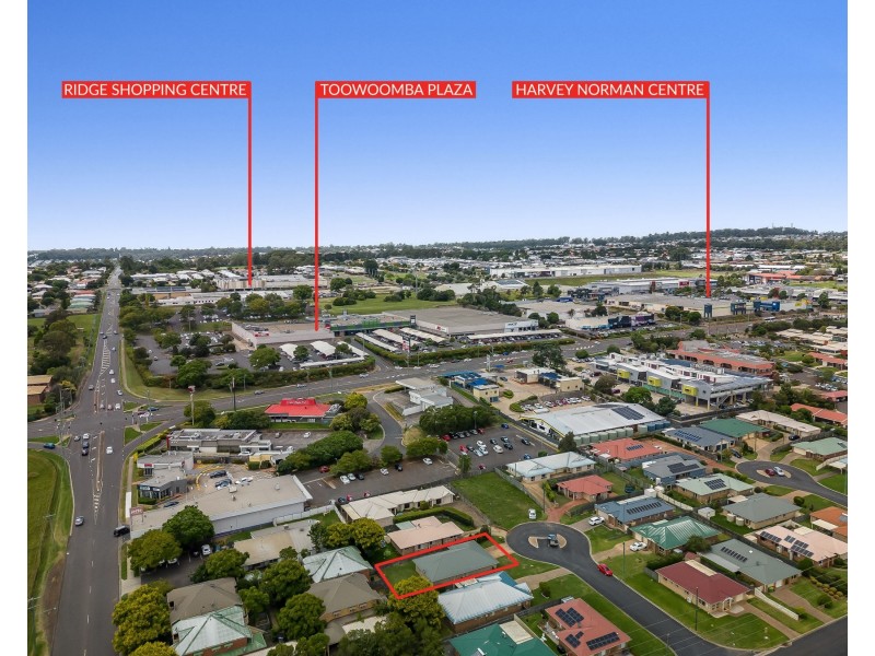 7 Todd Court, Kearneys Spring QLD 4350
