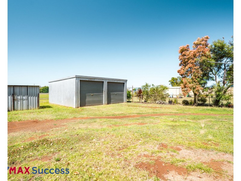 374 Bridge Street, Wilsonton QLD 4350