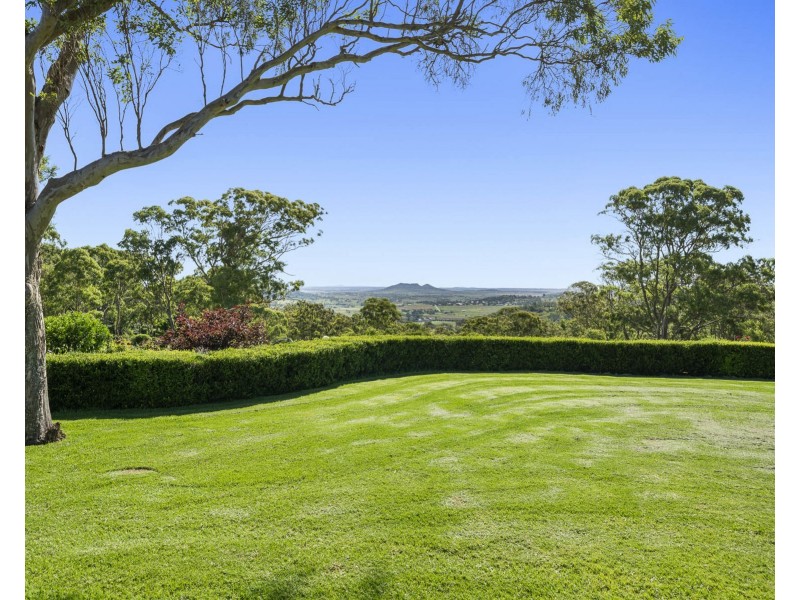 80 Lawrence Road, Highfields QLD 4352