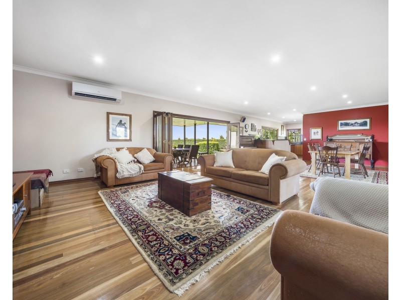 80 Lawrence Road, Highfields QLD 4352