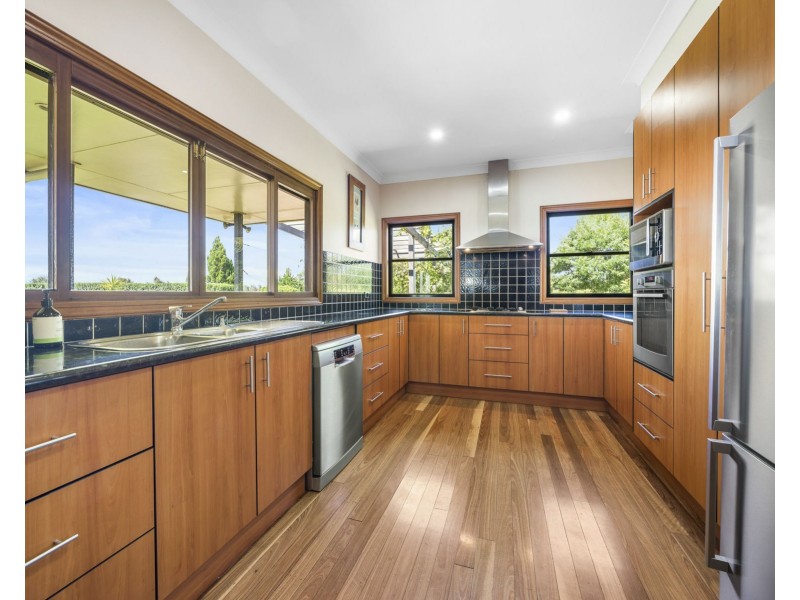 80 Lawrence Road, Highfields QLD 4352