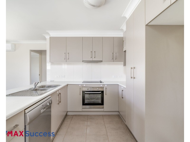 2/8 Camira Close, Harristown QLD 4350