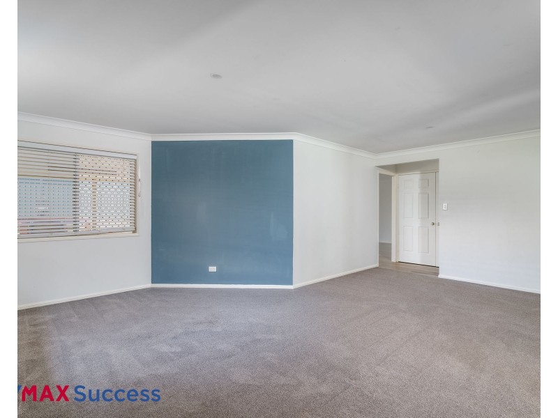6 Mengel Court, Middle Ridge QLD 4350