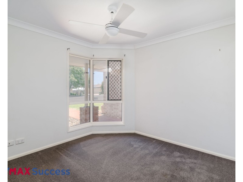 6 Mengel Court, Middle Ridge QLD 4350