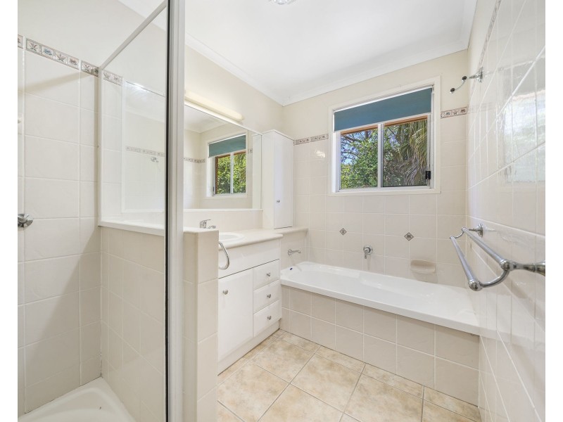 10 Marigold Street, Centenary Heights QLD 4350
