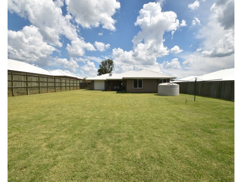 48 Bennett Street, Kleinton QLD 4352