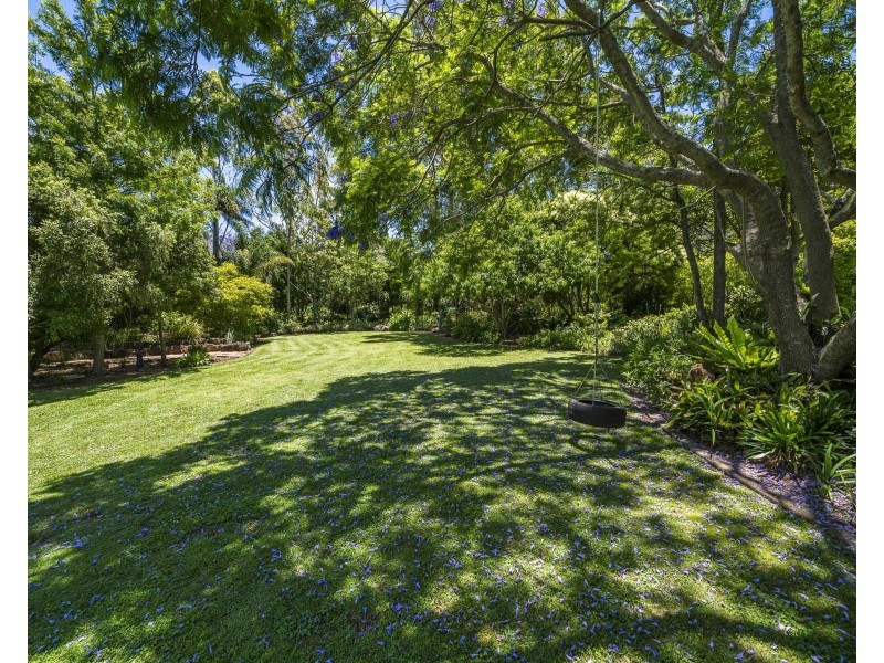 15 Coral Sea Drive, Middle Ridge QLD 4350