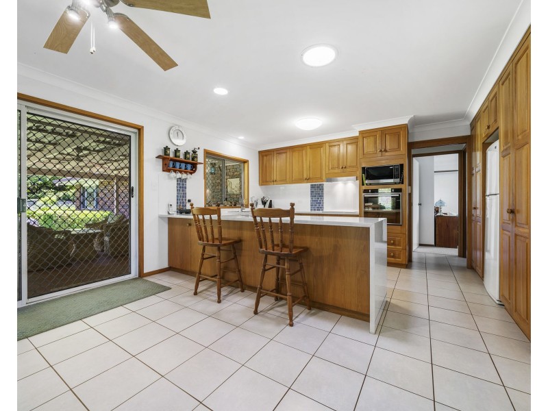 15 Coral Sea Drive, Middle Ridge QLD 4350