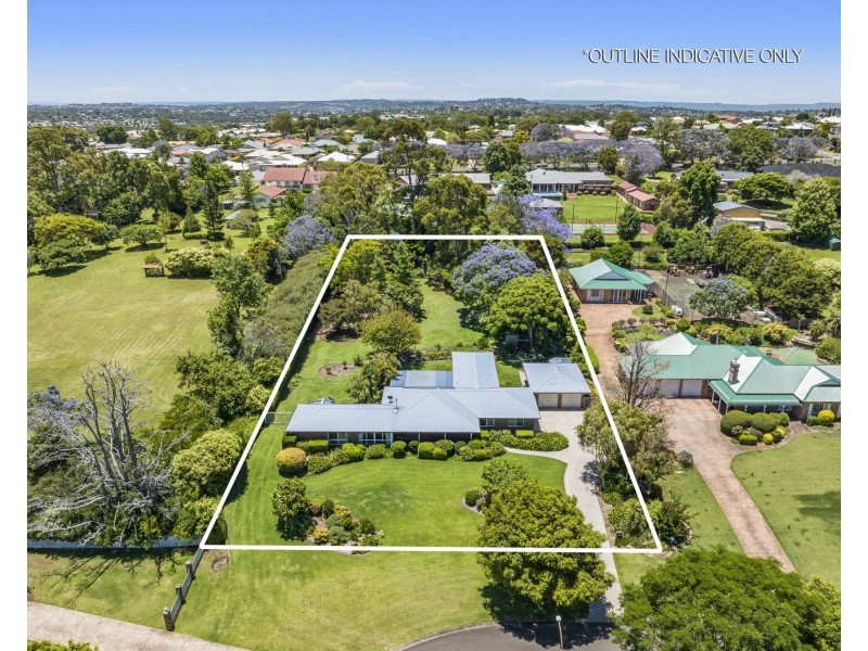 15 Coral Sea Drive, Middle Ridge QLD 4350