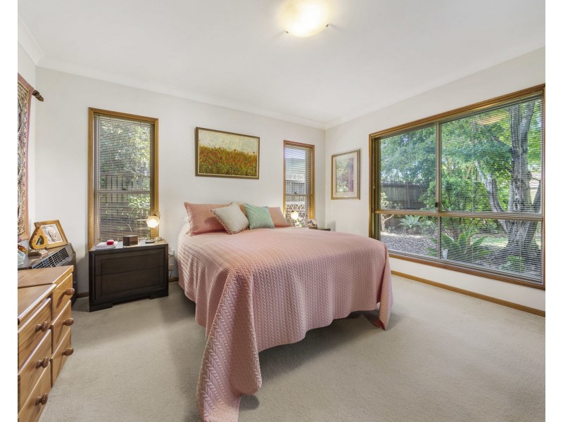 393 Mackenzie Street, Middle Ridge QLD 4350