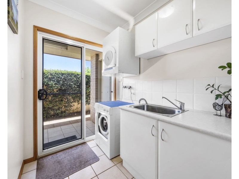 393 Mackenzie Street, Middle Ridge QLD 4350