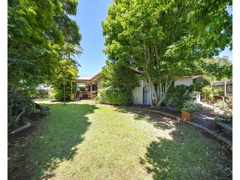 393 Mackenzie Street, Middle Ridge QLD 4350