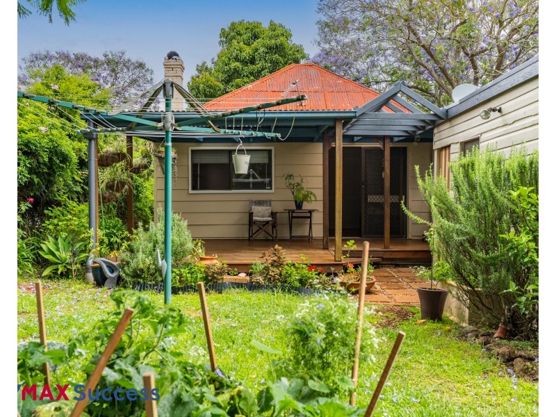 7 Delacey Street, North Toowoomba QLD 4350