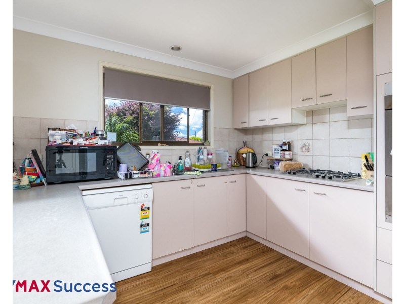 55 Traminer Drive, Wilsonton Heights QLD 4350