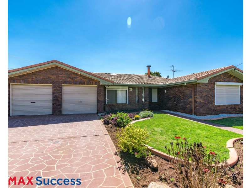 25 Regent Street, Darling Heights QLD 4350