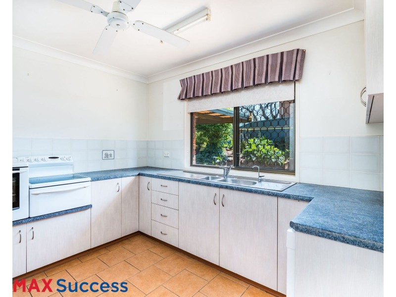 25 Regent Street, Darling Heights QLD 4350
