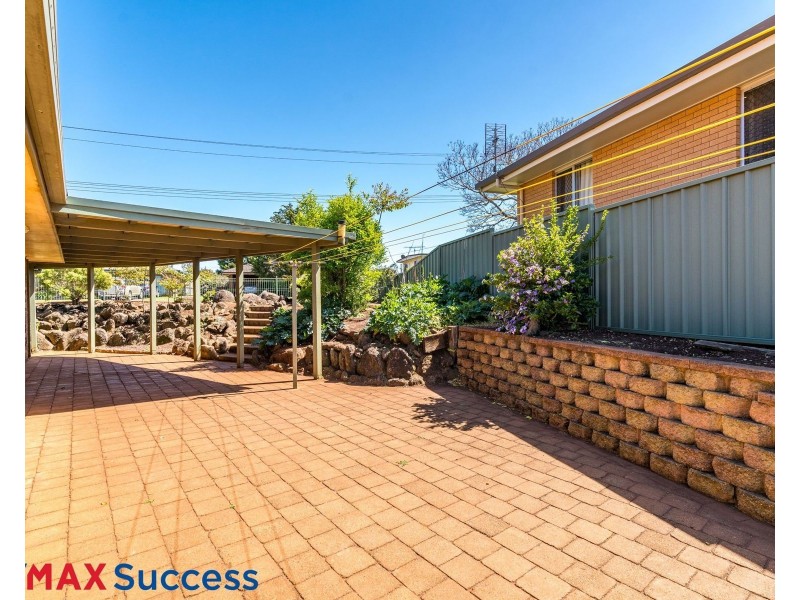 25 Regent Street, Darling Heights QLD 4350