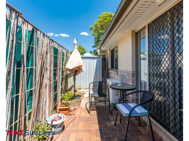 2/13 Monash Street, Newtown QLD 4350