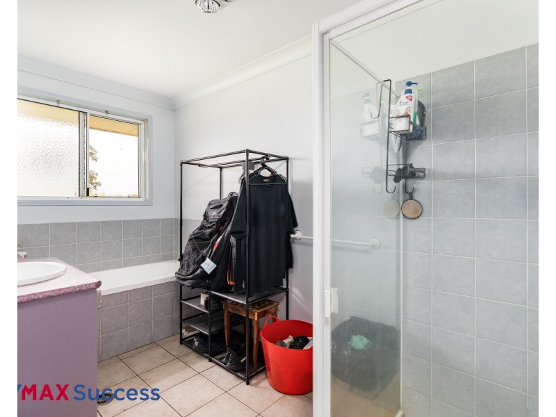57 Stratford Drive, Wyreema QLD 4352
