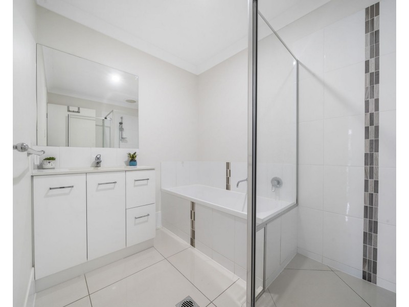 3A Magpie Drive, Cambooya QLD 4358