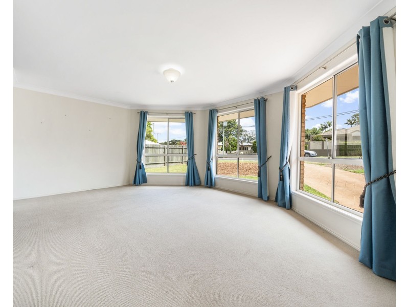 56 South Street, Rangeville QLD 4350