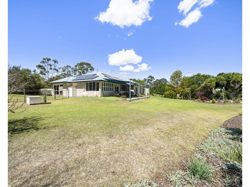 24 Denaid Street, Highfields QLD 4352