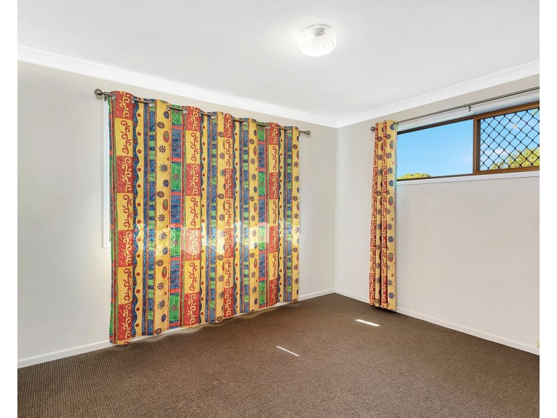 2/208 Tor Street, Rockville QLD 4350