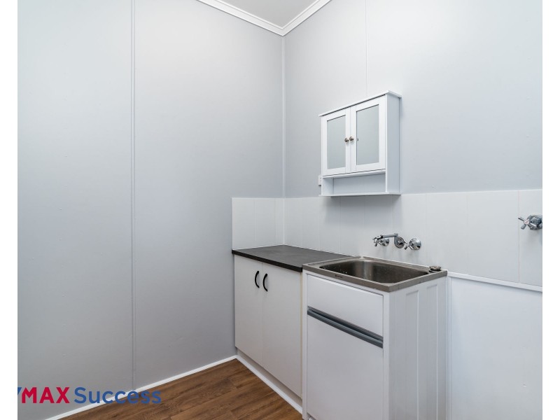 19 Dunne Street, Harristown QLD 4350