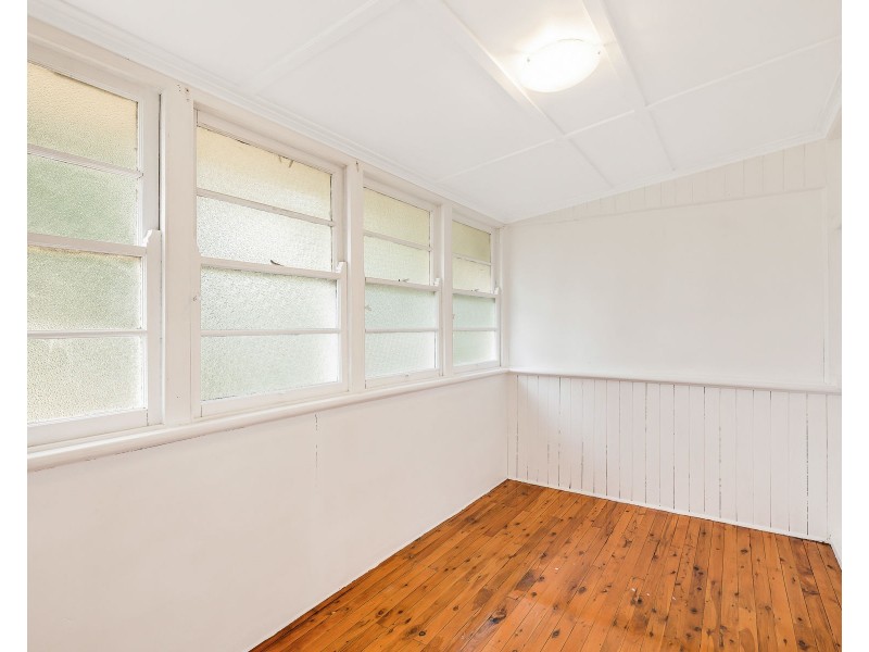9B Victory Street, Newtown QLD 4350