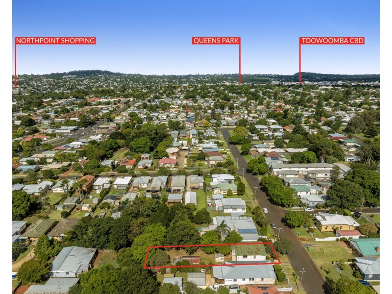 9B Victory Street, Newtown QLD 4350