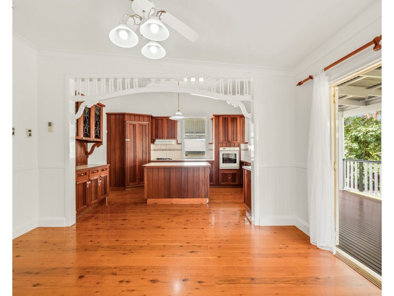 15 Knight Street, North Toowoomba QLD 4350