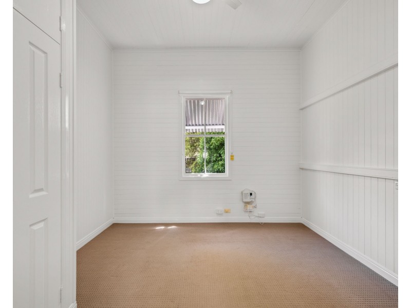 15 Knight Street, North Toowoomba QLD 4350