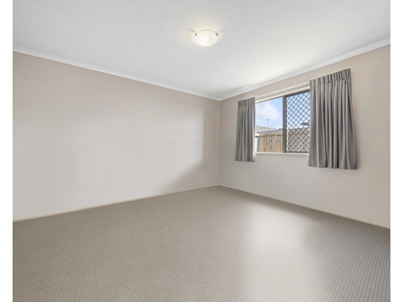 2/59 Hamilton Street, Newtown QLD 4350