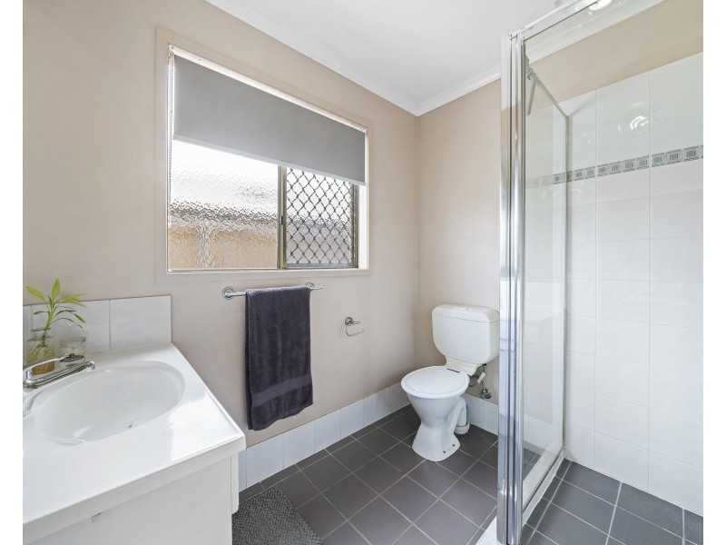 2/59 Hamilton Street, Newtown QLD 4350