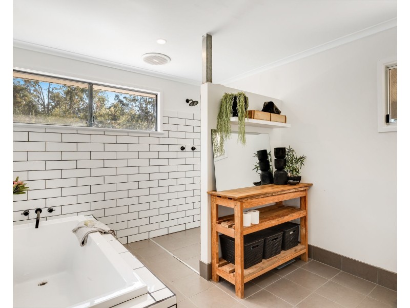 664 Pierces Creek Road, Pierces Creek QLD 4355