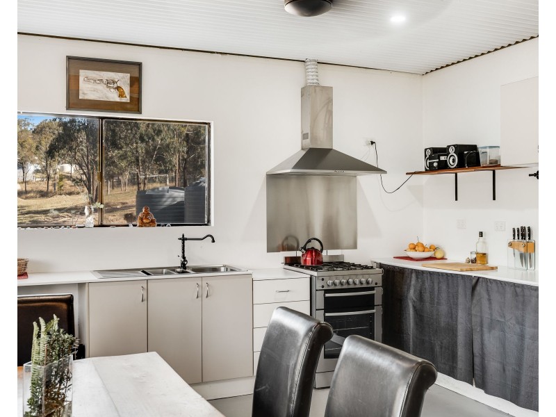 664 Pierces Creek Road, Pierces Creek QLD 4355